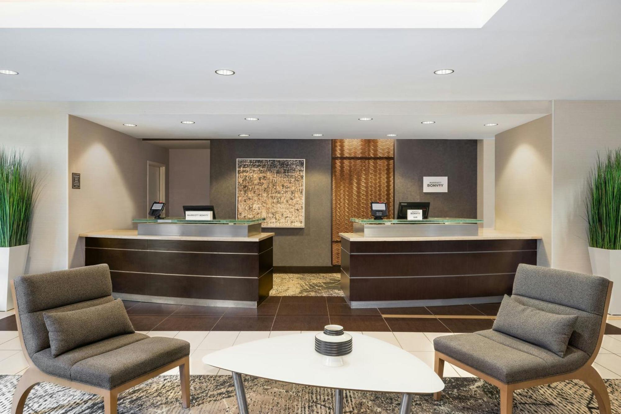 Residence Inn By Marriott Des Moines Downtown Exterior photo